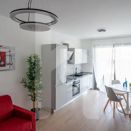 Homiday - Waterfront Roseto Apartmán