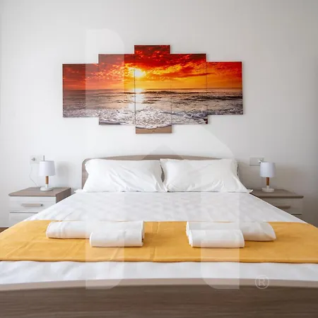 Homiday - Waterfront Roseto Apartmán *